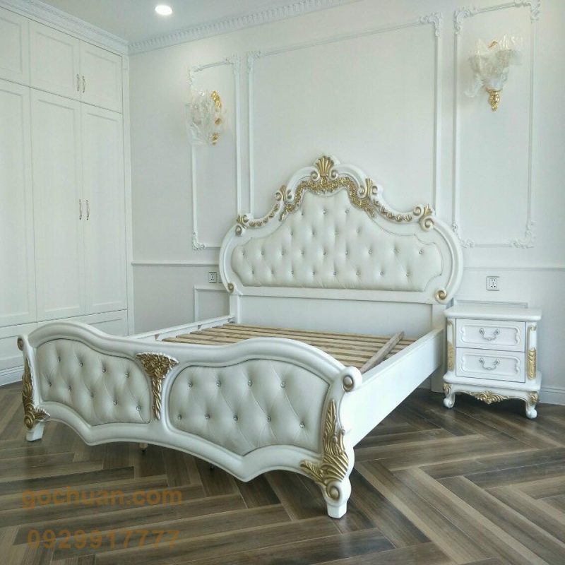 Giường ngủ cổ điển
